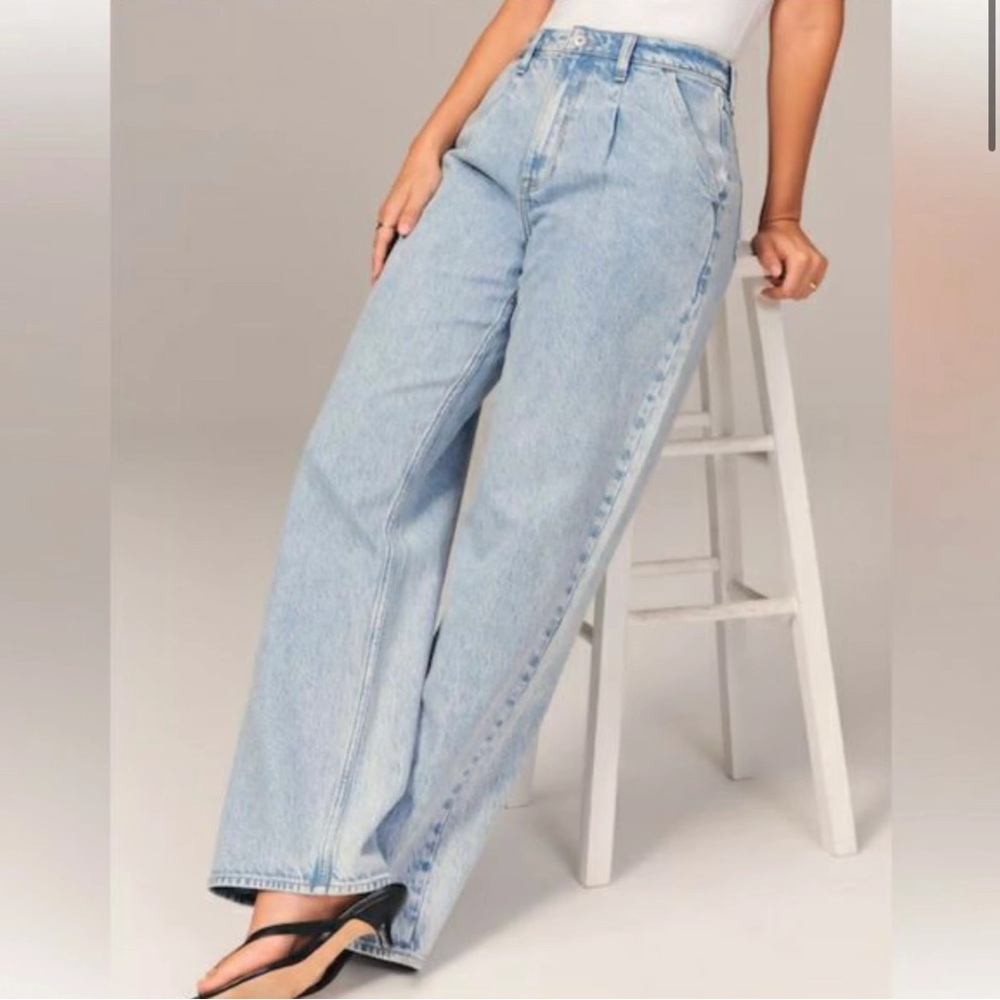 Abercrombie high rise loose jeans size 12 long